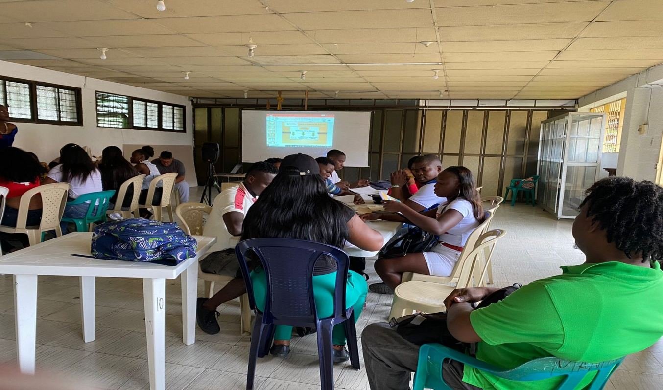 Encuentro con jóvenes de Buenaventura