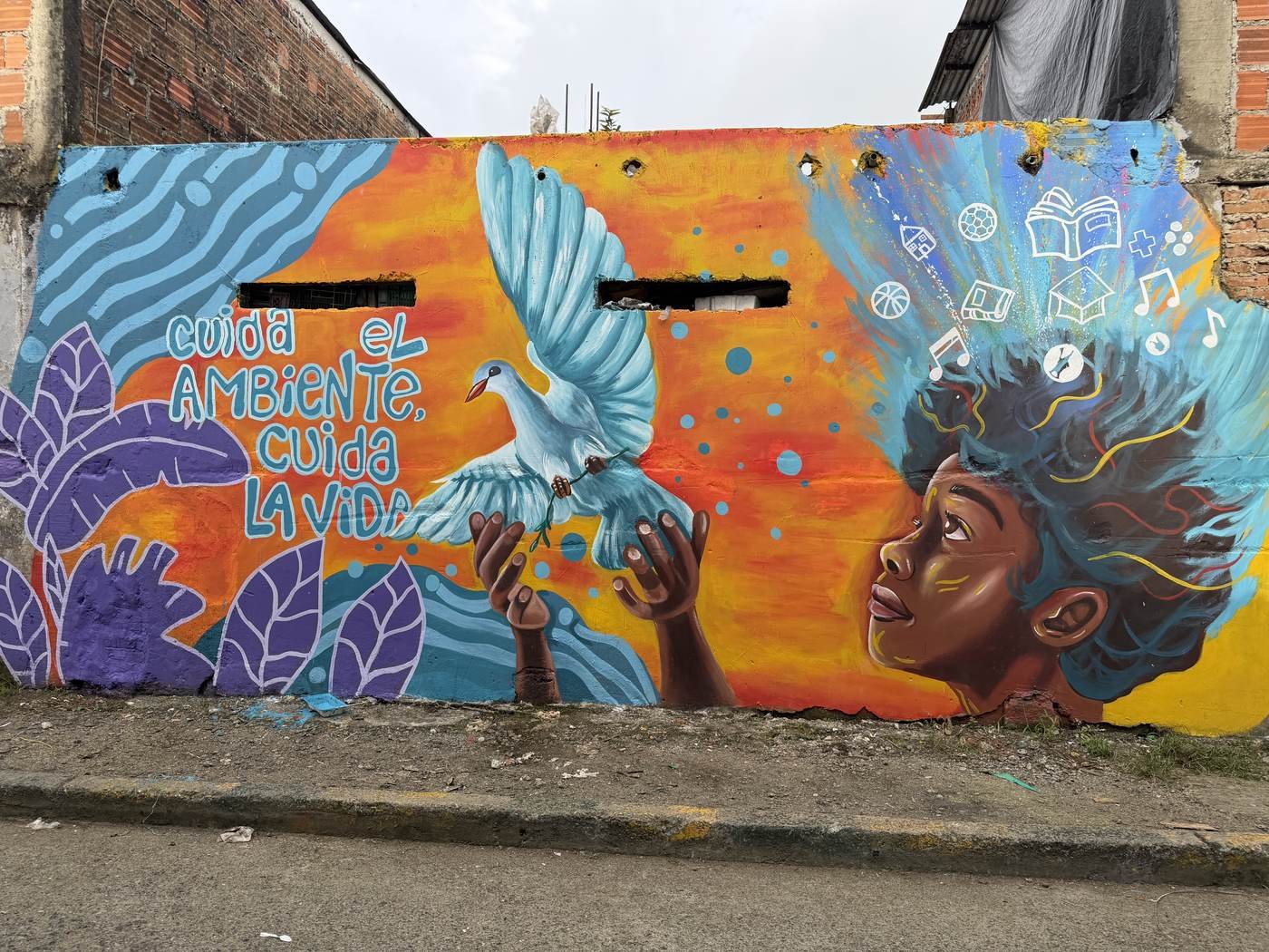Mural terminado "Cuida el ambiente, cuida la vida" — Comité Pampalinda