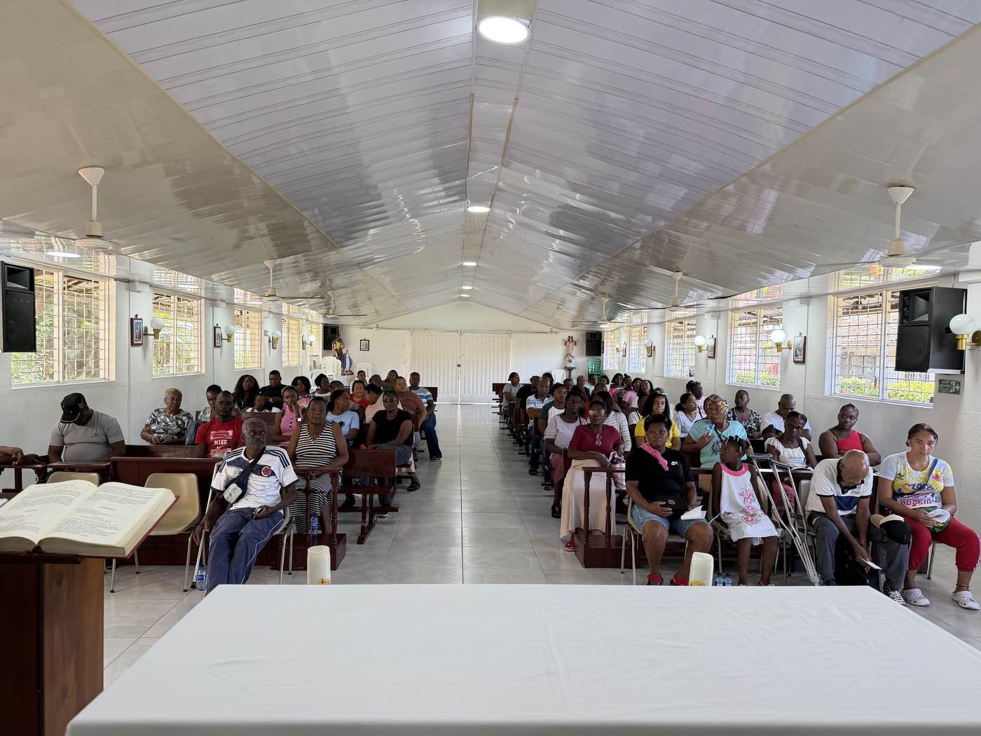Acompañamiento a familias en el acceso a ayuda económica humanitaria